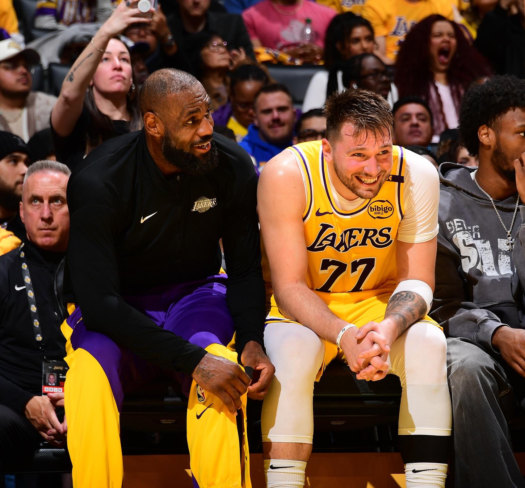 jinnianhui-丹佛掘金清晨再遭质疑，志在NBA季后赛名次提升，信心回归，高层口径保持一致的简单介绍